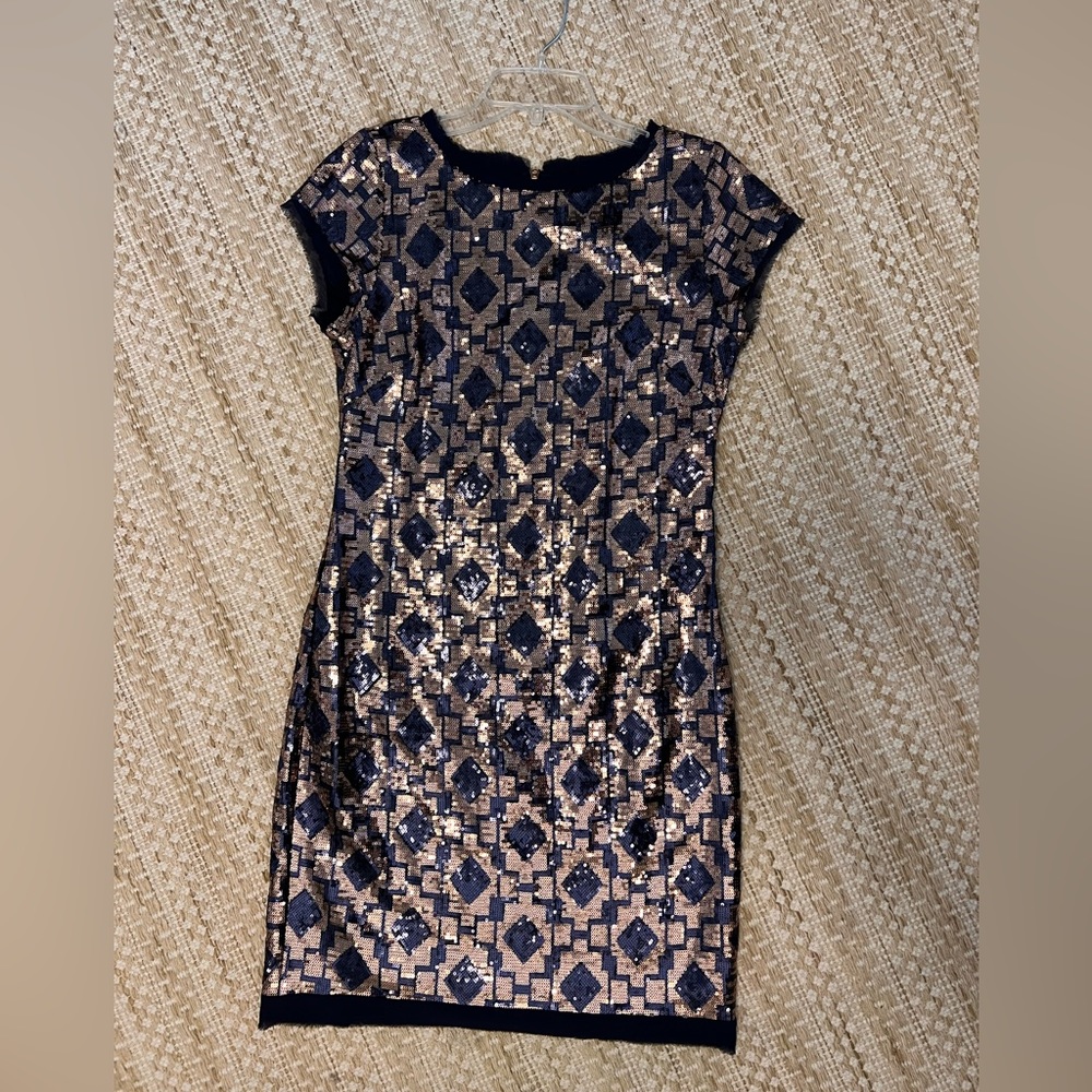 ✨VINCE CAMUTO SEQUIN MINI✨